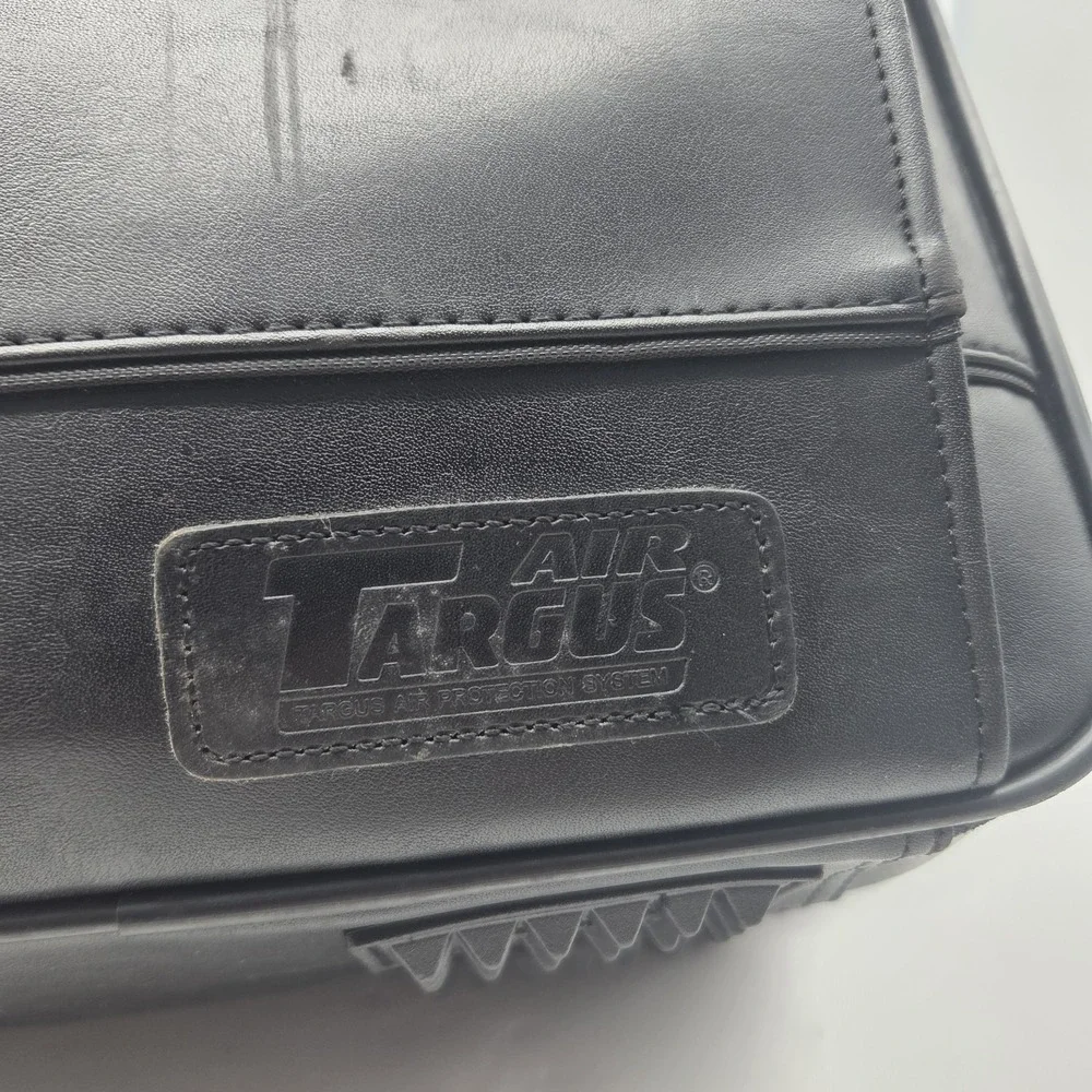 Targus Large Computer Bag Carrying Case Briefcase Laptop Notebook Leather
